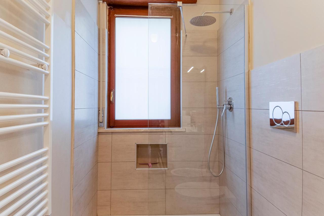 Lemon Tree Apartment - Garden, Sea View, Wifi Сан Ремо Екстериор снимка