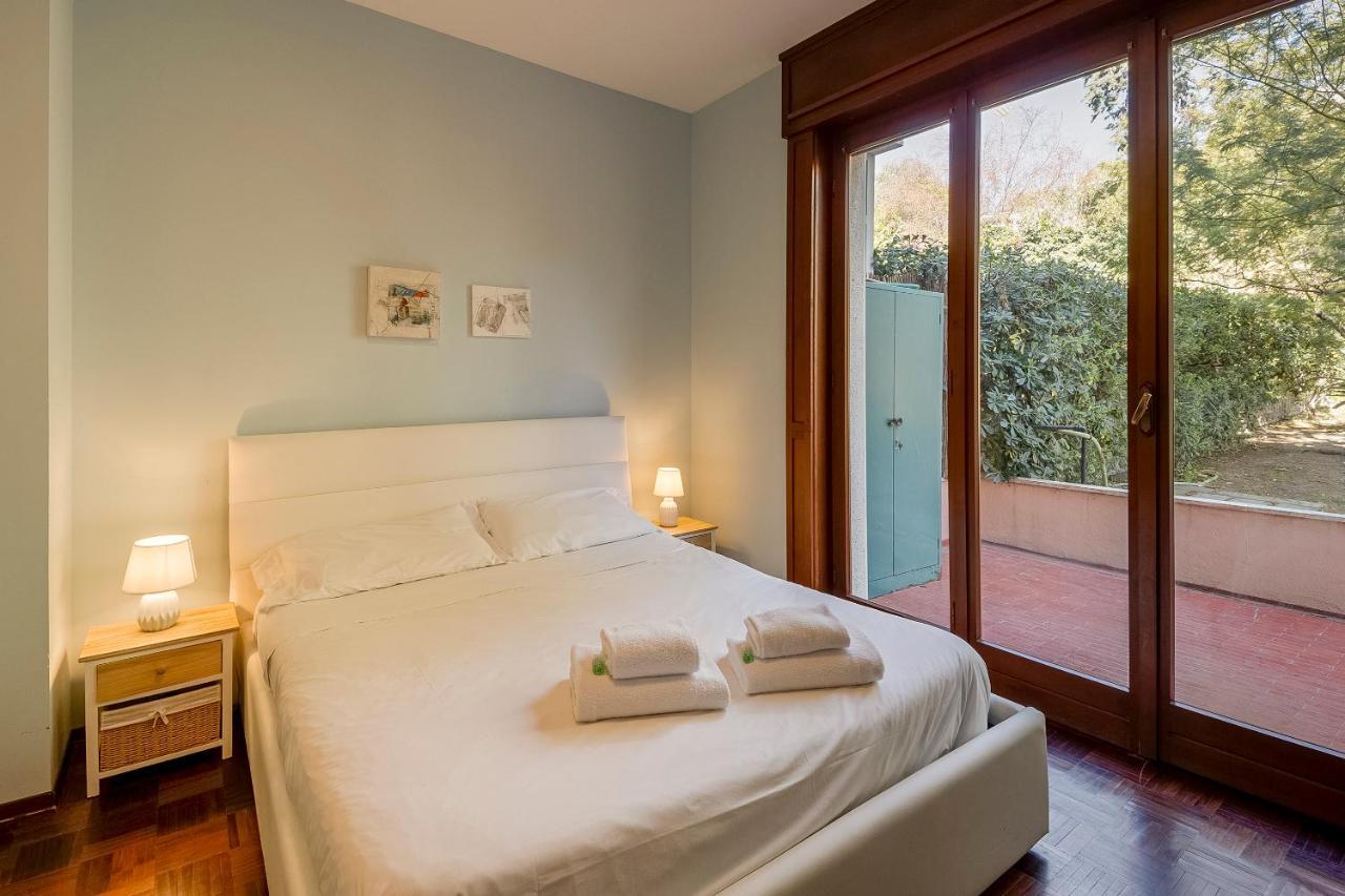 Lemon Tree Apartment - Garden, Sea View, Wifi Сан Ремо Екстериор снимка